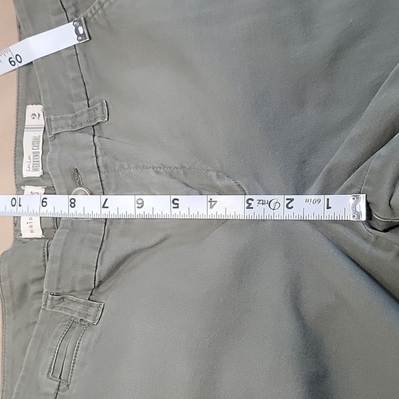 Maison Jules Size 2 LouLou Weekend Casual Light Khaki Green Cuffed Ankle Pants. - Picture 10 of 15